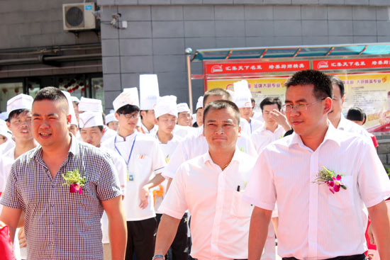 У�����ս�Ե�λ�Ĵ�������У�����������ֵ���ͬ�½���᳡