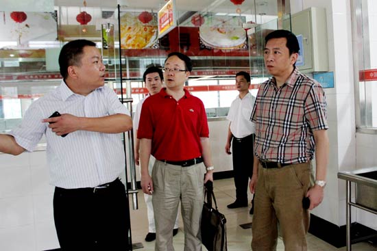 �񸱾ֳ��ι�ѧУ��ģ�����