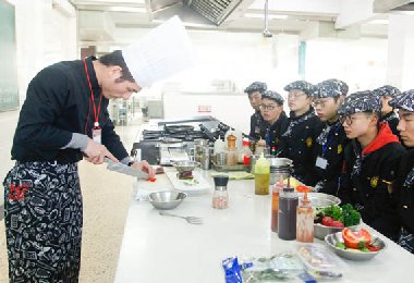 二十岁学厨师去哪里好