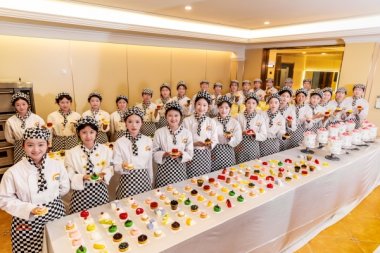 �Ȱ��гɣ���������ح������ѧ������׼�����¶���������ʵ���ɡ�