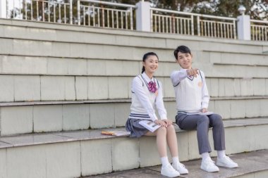 ������ѧҵ�������¶�������ѧУ2026�괺����תѧͨ��������